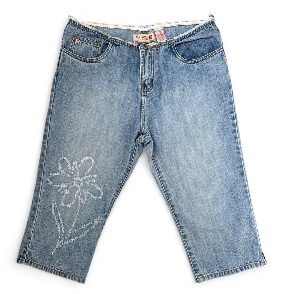 y2k light wash low rise denim capri pants with distressed flower design